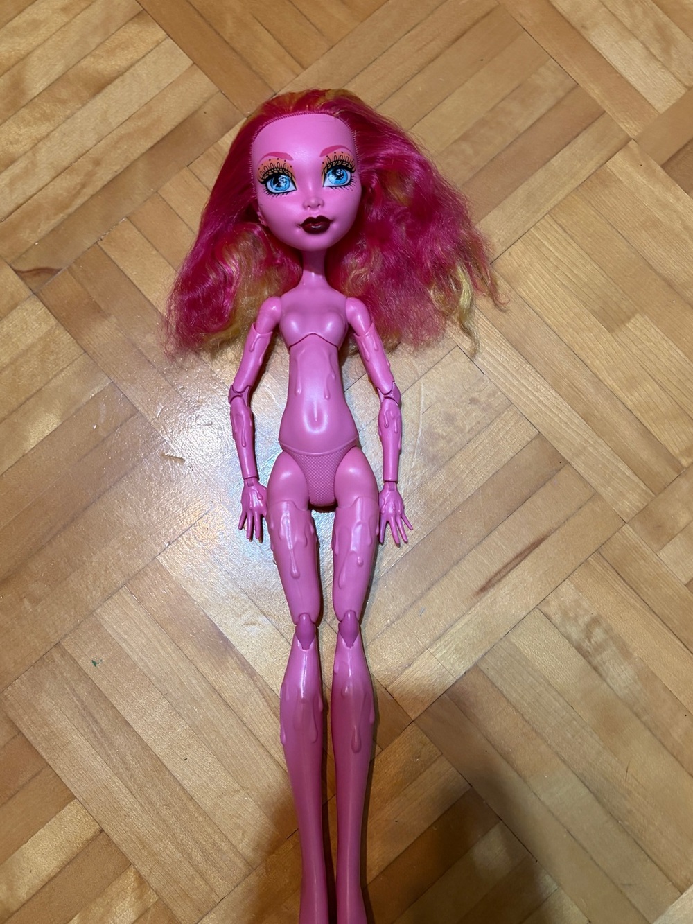 monster high goolilope frightfully tall doll